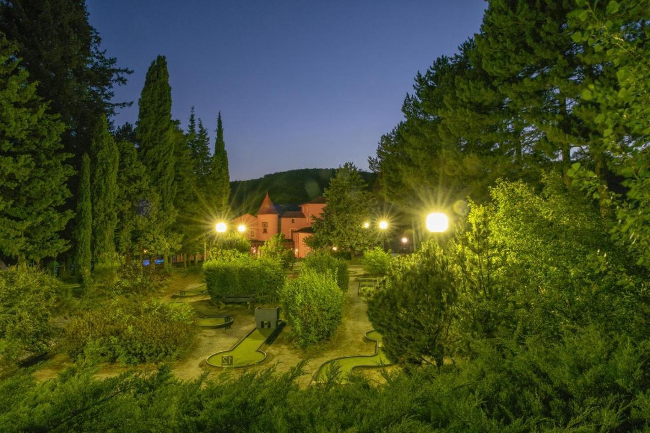 Chateau De Collonges Saint-Donat-sur-lʼHerbasse Exteriér fotografie